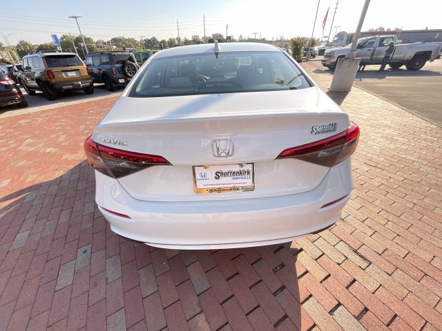 Certified 2024 Honda Civic EX image 33