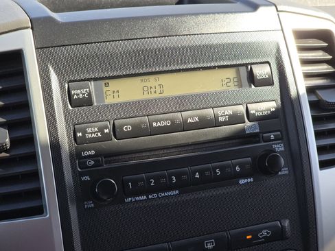 Used 2012 Nissan Frontier SV w/ Sport Appearance Pkg image 7