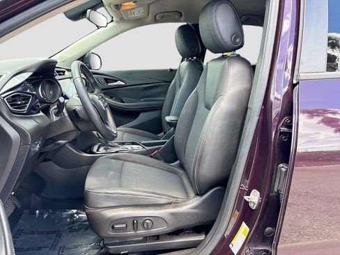 Used 2020 Buick Encore GX Preferred w/ Cold Weather Comfort Package FWD image 20