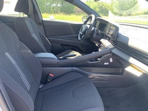 New 2025 Hyundai Elantra Sport image 23