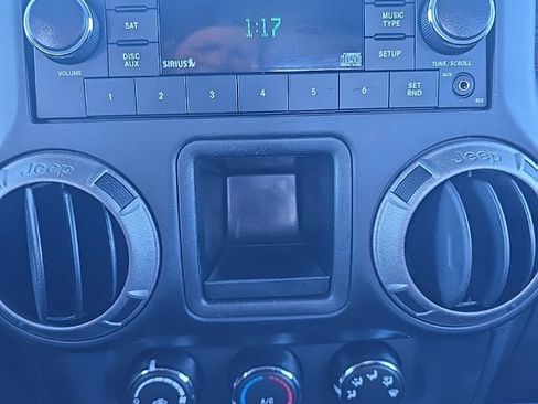 Used 2014 Jeep Wrangler Sport image 23