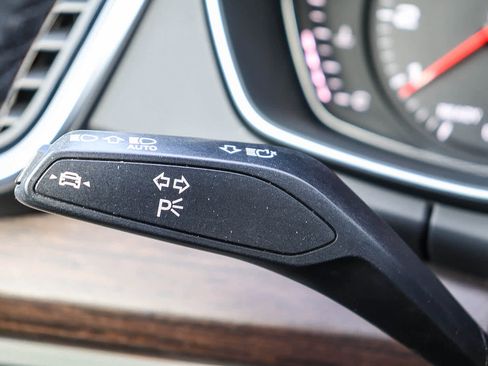 Used 2023 Audi Q5 2.0T Premium w/ Convenience Package image 31