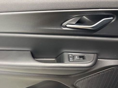 New 2025 Jeep Grand Cherokee L Altitude image 28