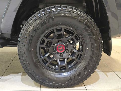 Used 2024 Toyota 4Runner TRD Off-Road Premium w/ Moonroof Package AWD/4WD image 8