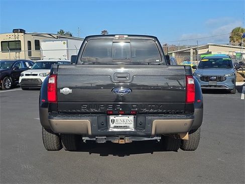 Used 2015 Ford F350 King Ranch w/ King Ranch w/Chrome Package image 5