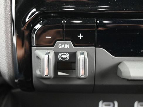 Used 2025 RAM 1500 Big Horn AWD/4WD image 30