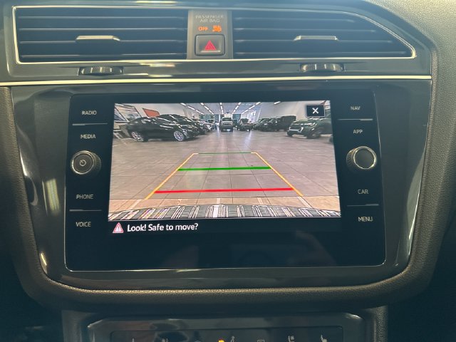 Used 2024 Volkswagen Tiguan SEL R-Line AWD/4WD image 35
