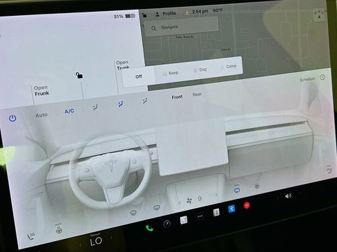 Used 2021 Tesla Model Y Long Range AWD/4WD image 23