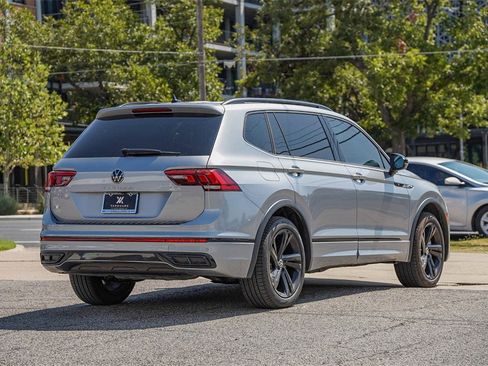 New 2024 Volkswagen Tiguan SE R-Line image 8