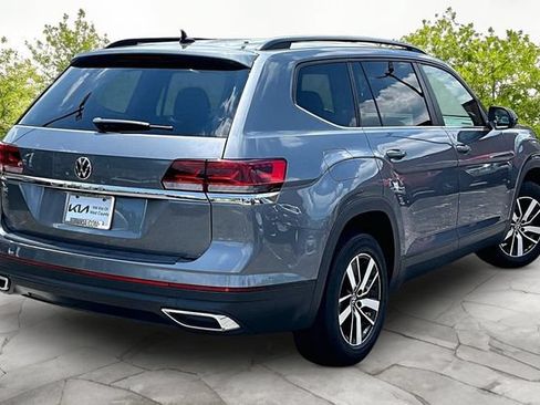 Used 2021 Volkswagen Atlas SE FWD image 2