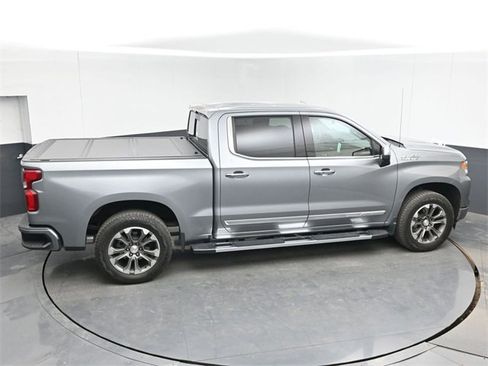 Used 2023 Chevrolet Silverado 1500 High Country w/ Technology Package image 26