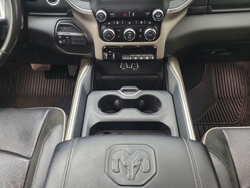 Used 2020 RAM 3500 Laramie image 19