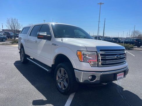 Used 2013 Ford F150 Lariat w/ Lariat Chrome Pkg image 2