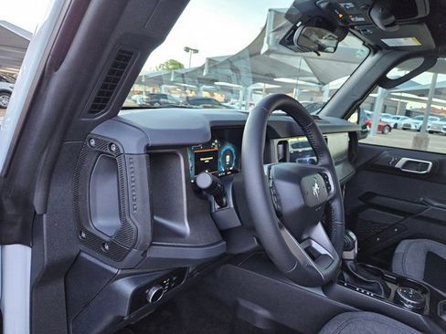 New 2026 Ford Bronco Big Bend image 3