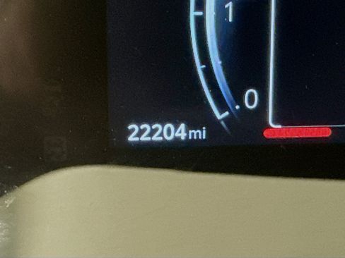 Used 2025 Toyota Grand Highlander XLE image 19