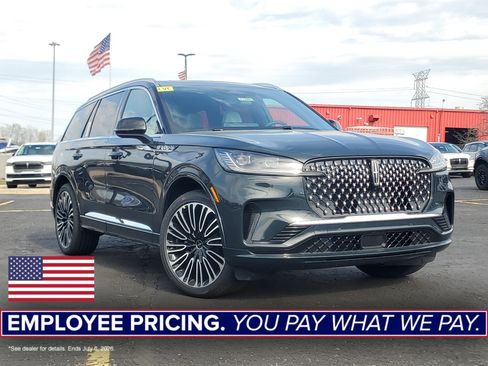 New 2026 Lincoln Aviator Black Label AWD/4WD image 1