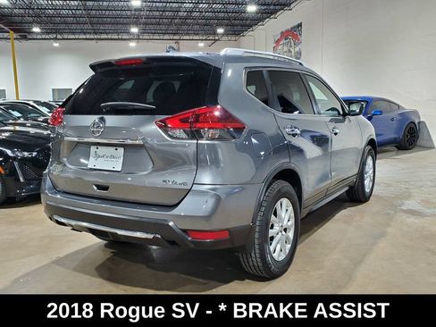 Used 2018 Nissan Rogue SV AWD/4WD image 9