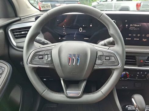 Used 2025 Buick Encore GX Sport Touring AWD/4WD image 11