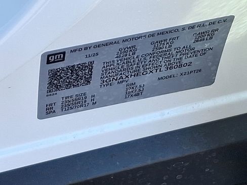 New 2026 Chevrolet Equinox LT w/ Convenience Package II image 10