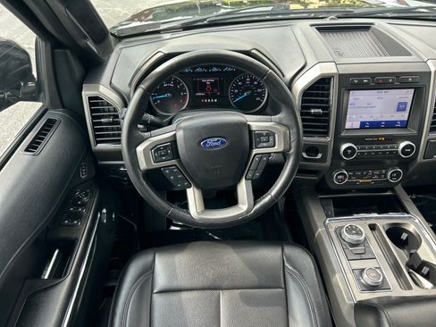 Certified 2021 Ford Expedition XLT AWD/4WD image 5