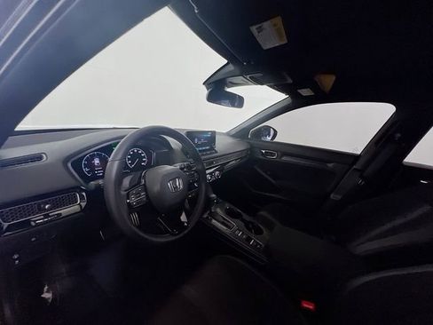Used 2023 Honda Civic Sport image 18