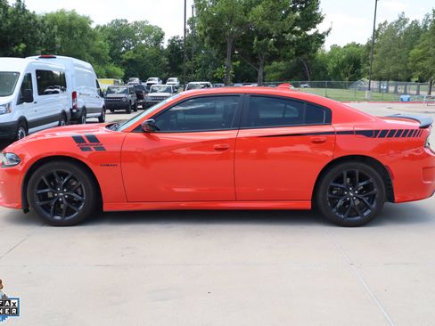 Used 2021 Dodge Charger R/T w/ Blacktop Package RWD image 7