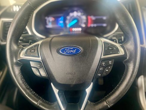 Used 2016 Ford Edge SEL w/ Utility Package FWD image 8