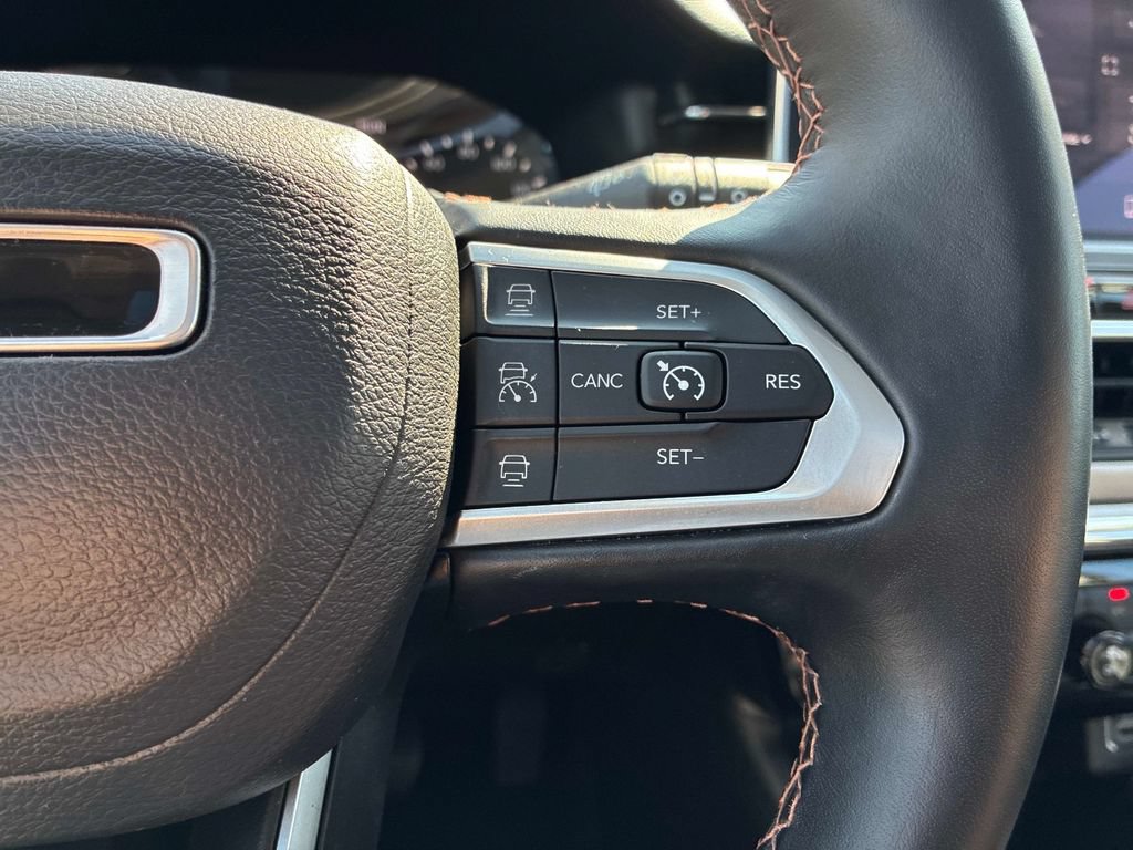 Used 2022 Jeep Compass Limited w/ Sun and Sound Group AWD/4WD image 26
