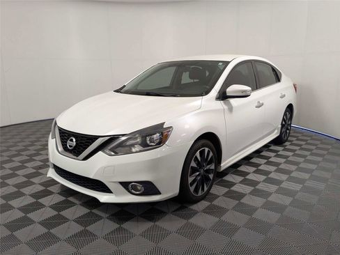 Used 2016 Nissan Sentra SR w/ Driver's Assist Package image 2