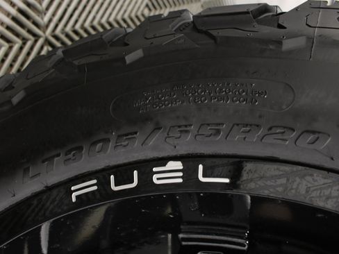 Used 2022 Chevrolet Silverado 1500 RST AWD/4WD image 35