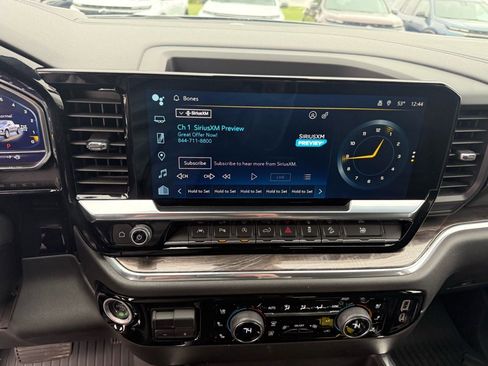 Used 2024 Chevrolet Silverado 1500 LTZ image 21