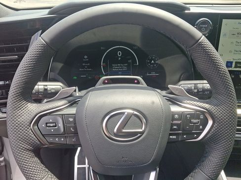 New 2026 Lexus TX 500h AWD image 12