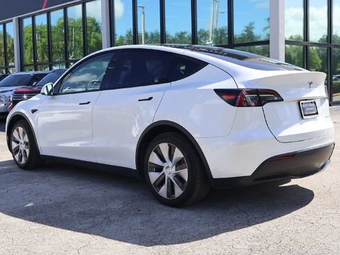 Used 2023 Tesla Model Y Long Range AWD/4WD image 10