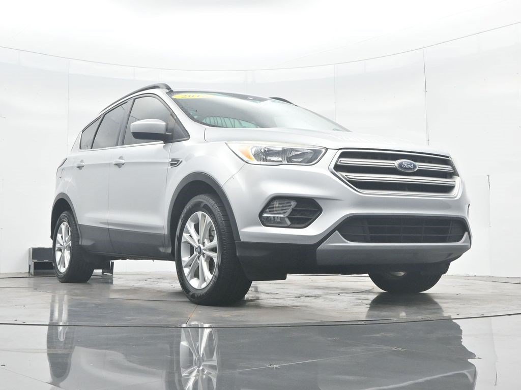 Used 2018 Ford Escape SE AWD/4WD image 40