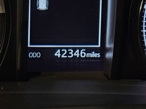 Used 2024 Toyota 4Runner SR5 Premium image 29