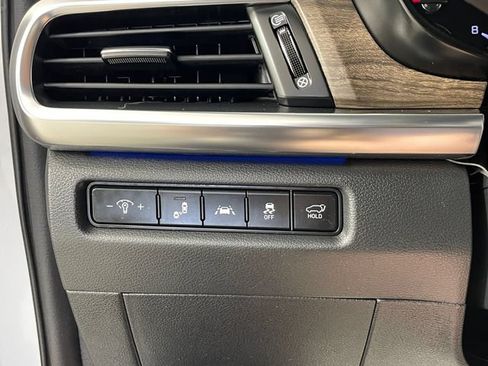 Used 2020 Kia Telluride SX w/ SX Prestige Package AWD/4WD image 14