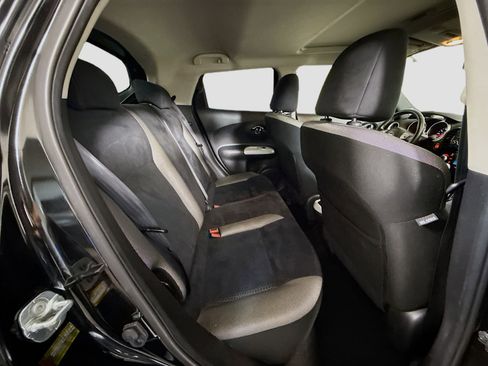 Used 2017 Nissan Juke SV image 27