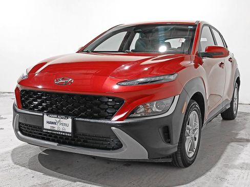 Used 2023 Hyundai Kona SE w/ Cargo Package image 3