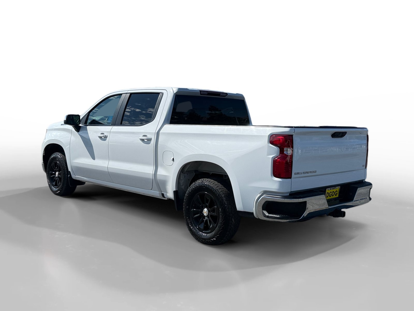Used 2025 Chevrolet Silverado 1500 LT RWD image 3