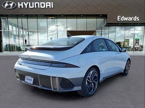 New 2025 Hyundai Ioniq 6 SEL image 8