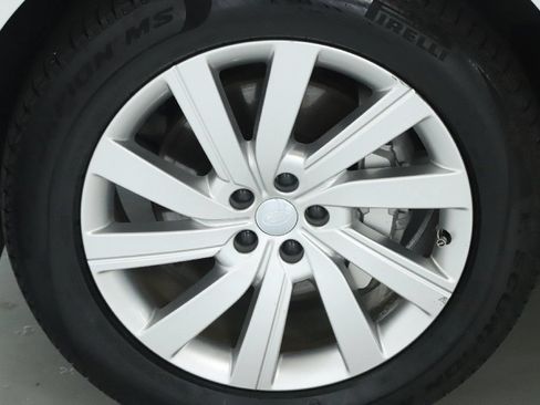 Used 2025 Land Rover Range Rover SE AWD/4WD image 38