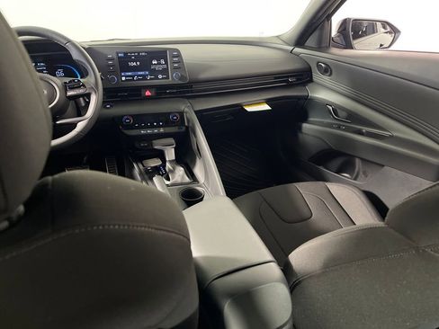 New 2026 Hyundai Elantra Sport image 17