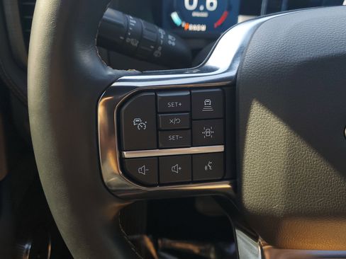 Used 2024 Ford Expedition Max Platinum image 29