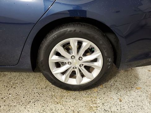 Used 2021 Chevrolet Malibu LT image 9