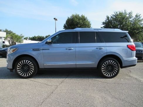Used 2020 Lincoln Navigator Black Label AWD/4WD image 4