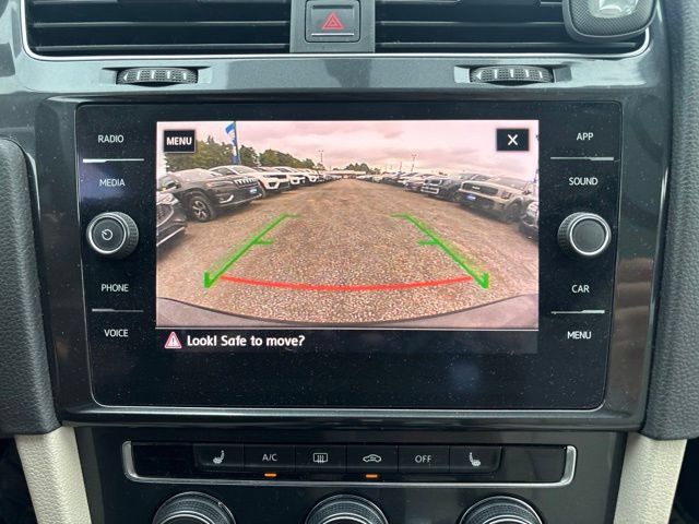 Used 2018 Volkswagen Golf Alltrack S AWD/4WD image 10