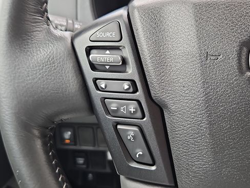 Used 2024 Nissan Frontier SV w/ SV Convenience Package RWD image 25
