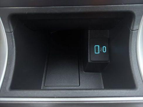 Used 2024 Ford Edge SEL image 31