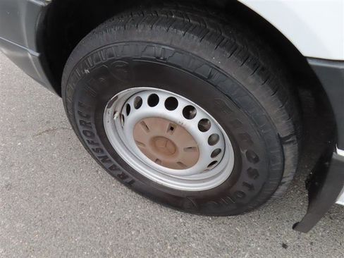 Used 2013 Mercedes-Benz Sprinter 2500 image 6