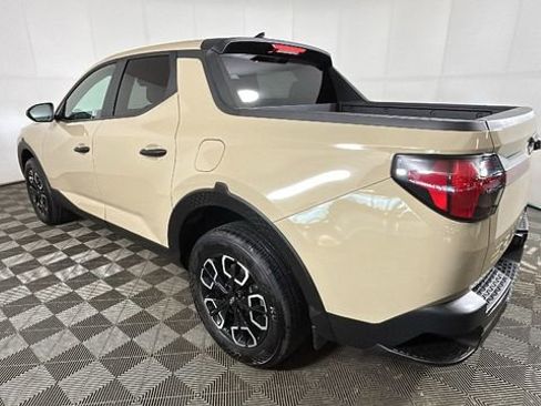 Used 2024 Hyundai Santa Cruz SE FWD image 5